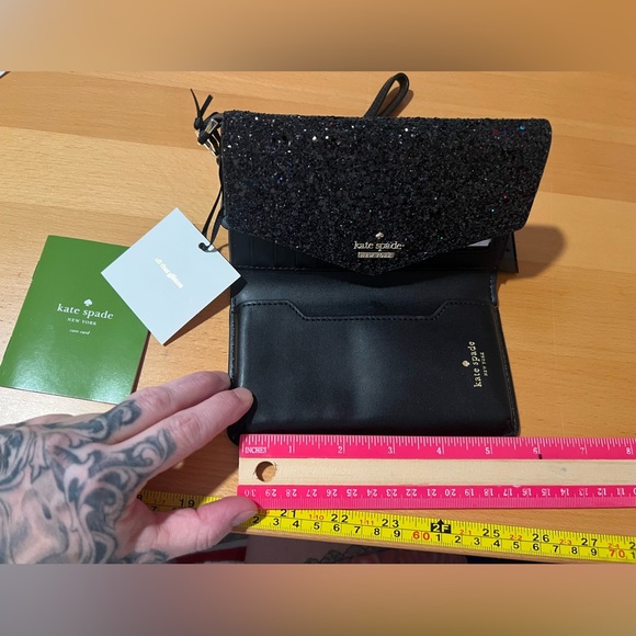 Kate Spade All that Glitters Cranberry Wristlet - phone case NWT - Picture 7 of 7